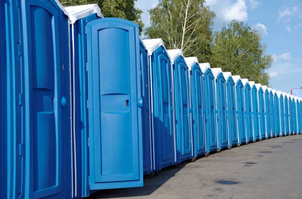 Porta potty rental for outdoor events in Lake Lakengren, OH